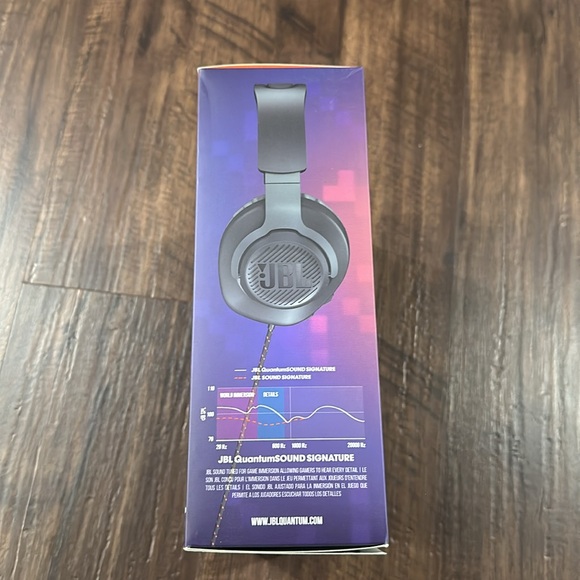 JBL Quantum 100 Wired Over Ear Gaming Headset - HARMAN - Picture 2 of 6